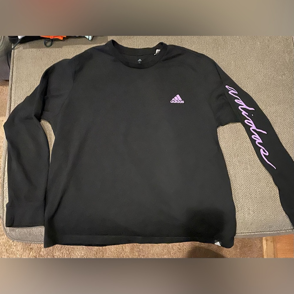 Adidas long sleeve shirt size XL